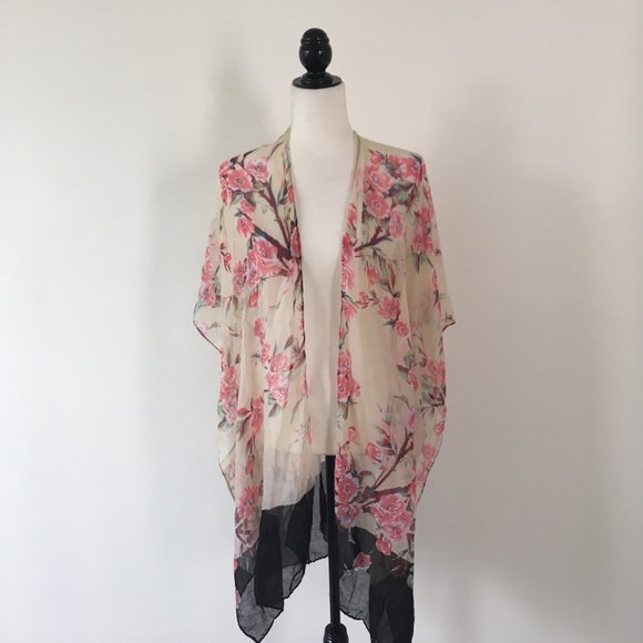 Tops - Floral Kimono